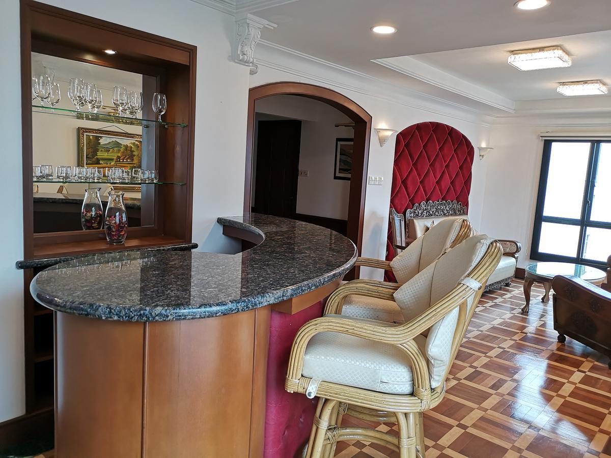 Marina Court Luxury Penthouse Aparthotel Kota Kinabalu Bagian luar foto