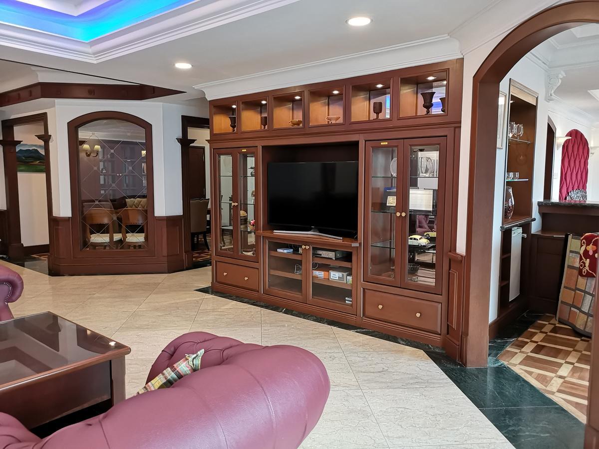 Marina Court Luxury Penthouse Aparthotel Kota Kinabalu Bagian luar foto