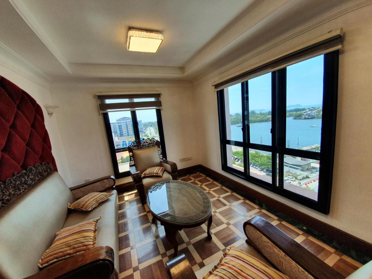 Marina Court Luxury Penthouse Aparthotel Kota Kinabalu Bagian luar foto